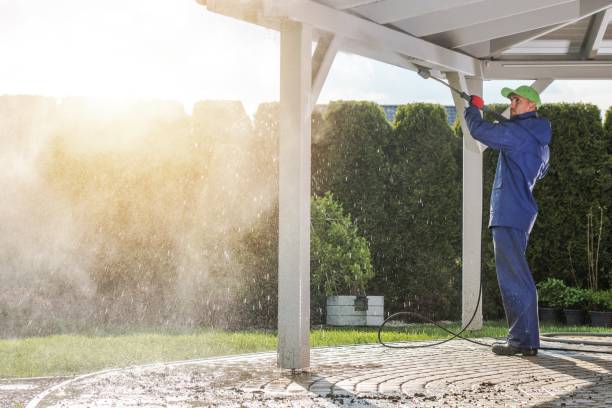 Best Driveway Pressure Washing  in Covelo, CA